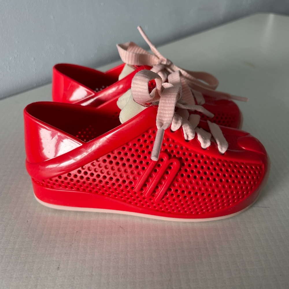 Mini Melissa. Retro Lace Up Jelly Sneakers. Size 7 Toddler